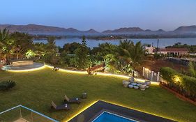 Saffronstays Jannat, Igatpuri 100 Percent Pet-Friendly Villa With Amazing Lake View